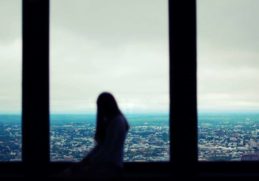 Cuộc đời này là biển cả, ai không bơi sẽ bị chìm 1