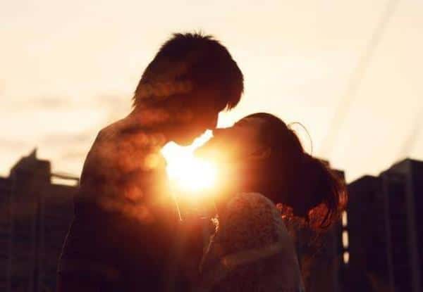 Hãy cứ yêu nhau đậm sâu, tình sẽ khắc dài lâu! 13 Hãy cứ yêu nhau đậm sâu, tình sẽ khắc dài lâu! 1