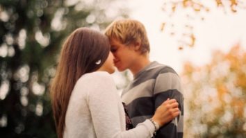 30 kiểu hôn nên thử ít nhất một lần trong đời 2