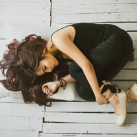 Tuổi 20, nhìn quanh đâu cũng thấy cô đơn và thất vọng 21 Tuổi 20, nhìn quanh đâu cũng thấy cô đơn và thất vọng 3