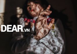 Này anh, em đã đưa sẵn đôi bàn tay của mình cho anh rồi đấy... 12