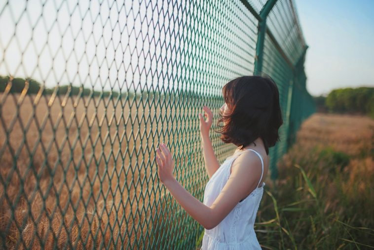 Là con gái, nói buông là buông, nói bỏ là bỏ... 13 Là con gái, nói buông là buông, nói bỏ là bỏ... 1
