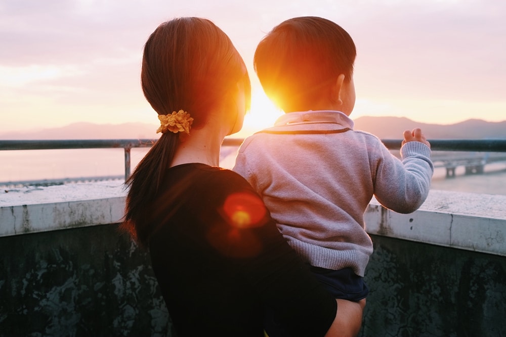 Chỉ vì cái bánh trung thu mà mẹ con tôi bị đuổi ra đường 1