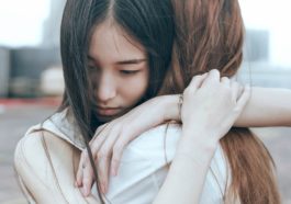 “Hay là cho mình mượn chồng bạn một đêm được không?” 2 “Hay là cho mình mượn chồng bạn một đêm được không?” 1