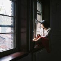 Khi buồn... đừng hút thuốc và thức khuya, thậm chí là đừng khóc 26 Khi buồn... đừng hút thuốc và thức khuya, thậm chí là đừng khóc