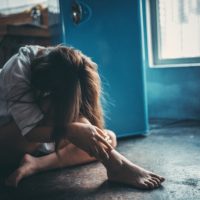 Sống phụ thuộc vào chồng... đàn bà chỉ có khổ! 3
