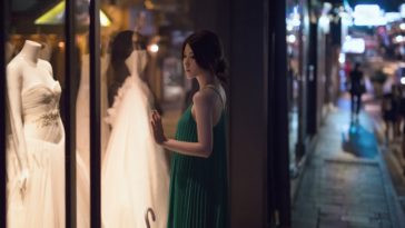 Đừng lập gia đình sớm dù bất cứ lí do nào...