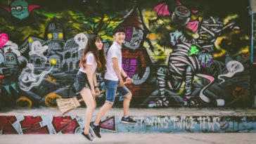 Nếu chỉ thích thôi... thì nên là bạn bè 2