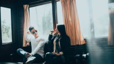 Chỉ thích được tán tỉnh chứ chẳng muốn yêu một chút nào... 3