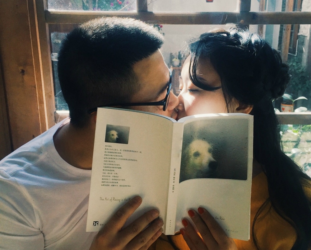 Còn yêu được thì hãy yêu đi, đời có bao nhiêu đâu mà cứ suy nghĩ? 9 Còn yêu được thì hãy yêu đi, đời có bao nhiêu đâu mà cứ suy nghĩ? 9