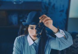 Vì em là con gái nên đừng tin những gì em nói... 4 Vì em là con gái nên đừng tin những gì em nói... 4