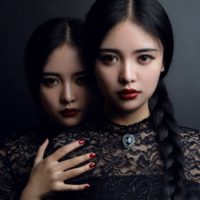 Phụ nữ thì phải bảo vệ lẫn nhau... 2