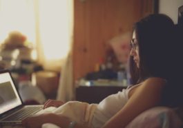 Unfriend facebook người yêu cũ... 2
