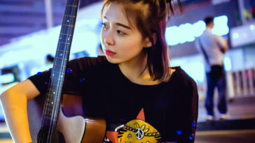 Nếu anh yêu một cô gái ương bướng như em... 2