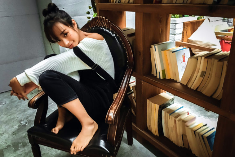 Định nghĩa gái ngoan, gái hư của đàn ông... 13 Định nghĩa gái ngoan, gái hư của đàn ông... 1