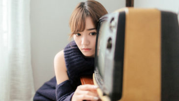 Yêu đi! cứ sợ đau thì bao giờ mới tìm được yêu thương 9