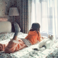 Không ai là cả thế giới của ai...đừng hoang tưởng nữa