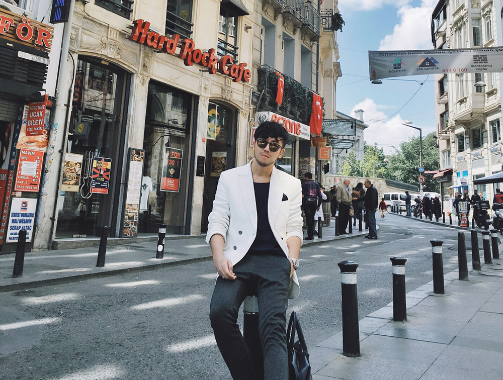 Bạn sẽ được gì khi yêu... người đàn ông từng trải 3 Bạn sẽ được gì khi yêu... người đàn ông từng trải