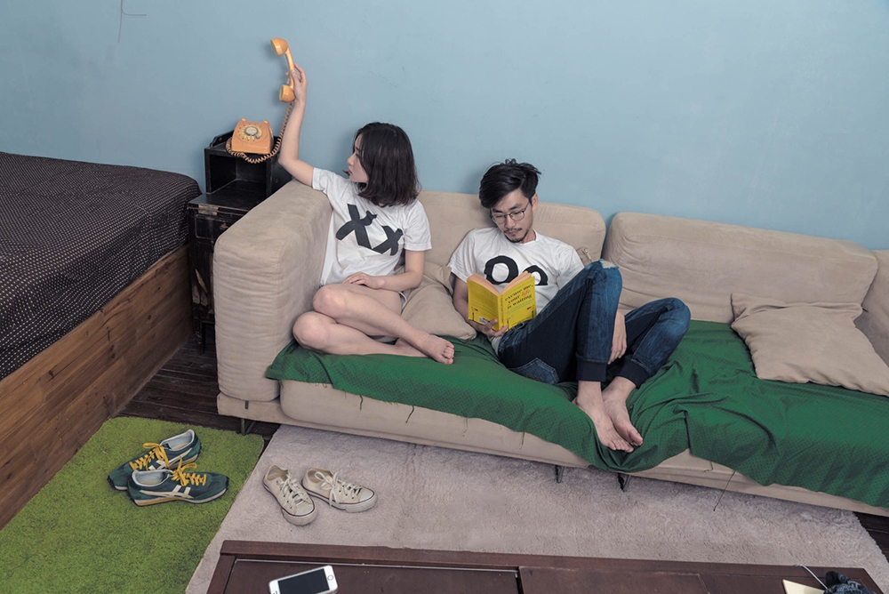 Chỉ mong anh dù một lần thôi hãy bận lòng vì em