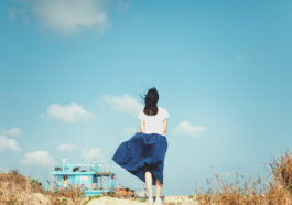 Đừng bao giờ đánh mất tuổi thanh xuân cho một kẻ không ra gì