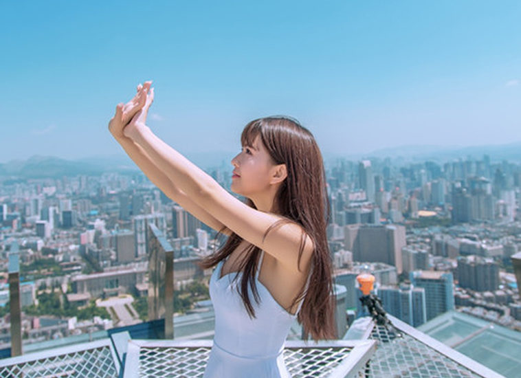 Khi yêu hãy cố gắng trở thành một người thật đơn giản!