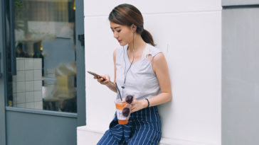 Dẫu có thế nào thì con gái cũng không được phép buông thả chính mình