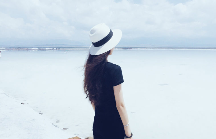 Em ơi, đừng cố gắng chọn cách sống một mình... 13 Em ơi, đừng cố gắng chọn cách sống một mình...