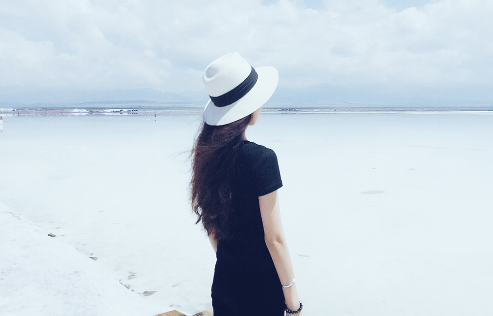 Em ơi, đừng cố gắng chọn cách sống một mình... 4 Em ơi, đừng cố gắng chọn cách sống một mình...
