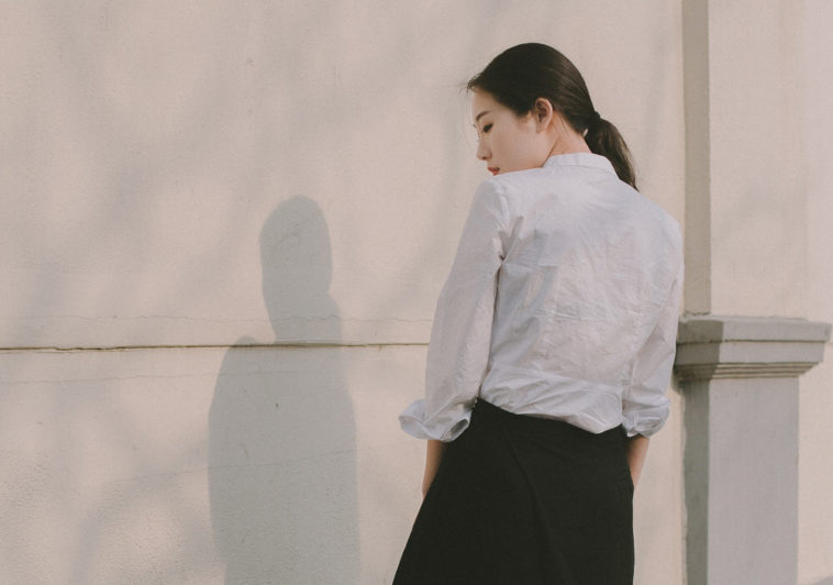 Nếu như đã yêu tôi thì vì sao anh lại không nói?
