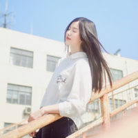 Thanh xuân của em phải thật nhiều màu sắc, hà cớ gì em phải u sầu