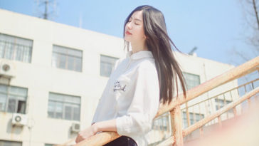 Thanh xuân của em phải thật nhiều màu sắc, hà cớ gì em phải u sầu