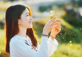 Tuổi 25 tự vỗ về và tự yêu thương... đừng giữ mãi những mối tình nhạt 10 Tuổi 25 tự vỗ về và tự yêu thương... đừng giữ mãi những mối tình nhạt