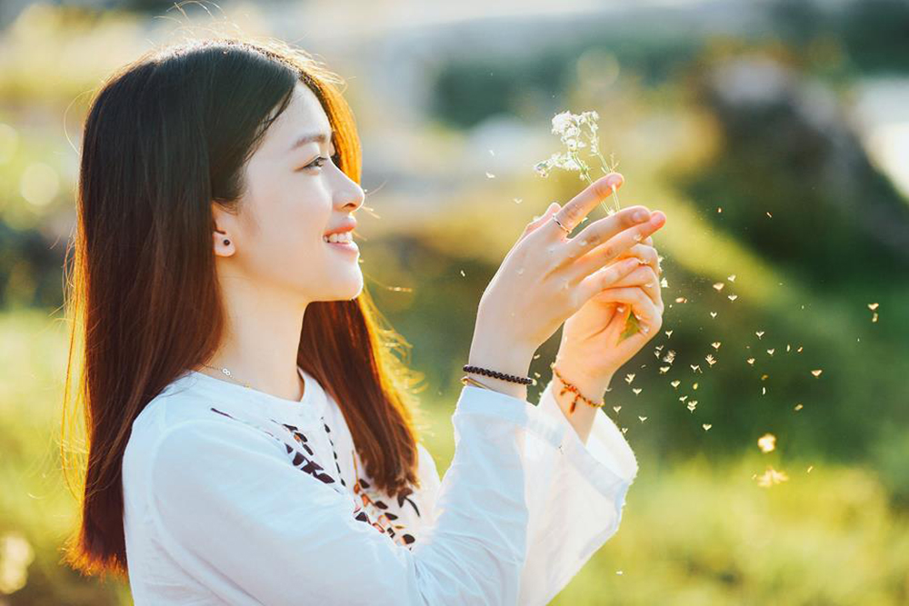 Tuổi 25 tự vỗ về và tự yêu thương... đừng giữ mãi những mối tình nhạt 10 Tuổi 25 tự vỗ về và tự yêu thương... đừng giữ mãi những mối tình nhạt