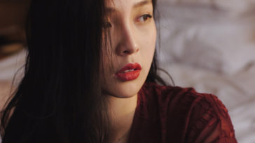 Phụ nữ à, đừng yêu lại người cũ, đừng yêu lần thứ hai...