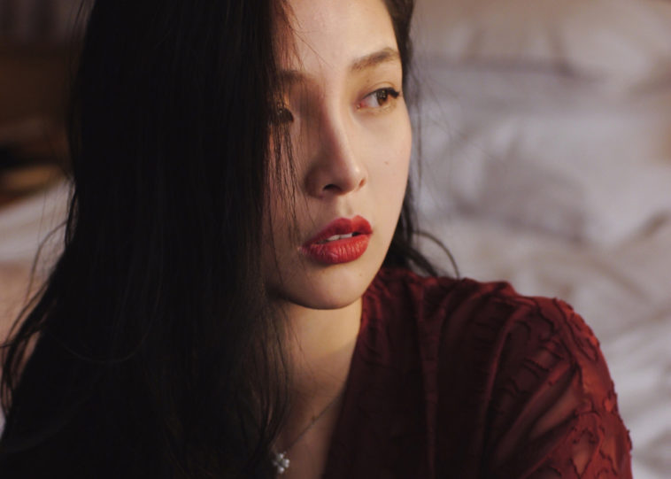 Phụ nữ à, đừng yêu lại người cũ, đừng yêu lần thứ hai...