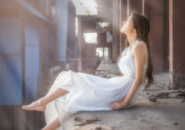 Viết cho những cô gái vừa trải qua mối tình tan vỡ...