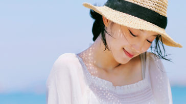 Là con gái, yêu đơn giản thì cứ yêu thôi