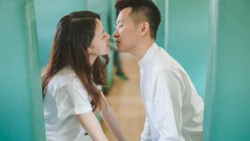 Ngôn tình không áp dụng vào cuộc đời được đâu, bỏ đi...