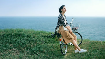 Người thứ ba... và những nỗi buồn không ai hiểu thấu