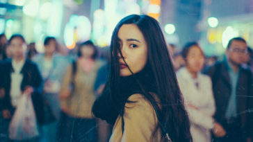 Yêu một cô gái đã từng tổn thương, hãy cố gắng kiên nhẫn!