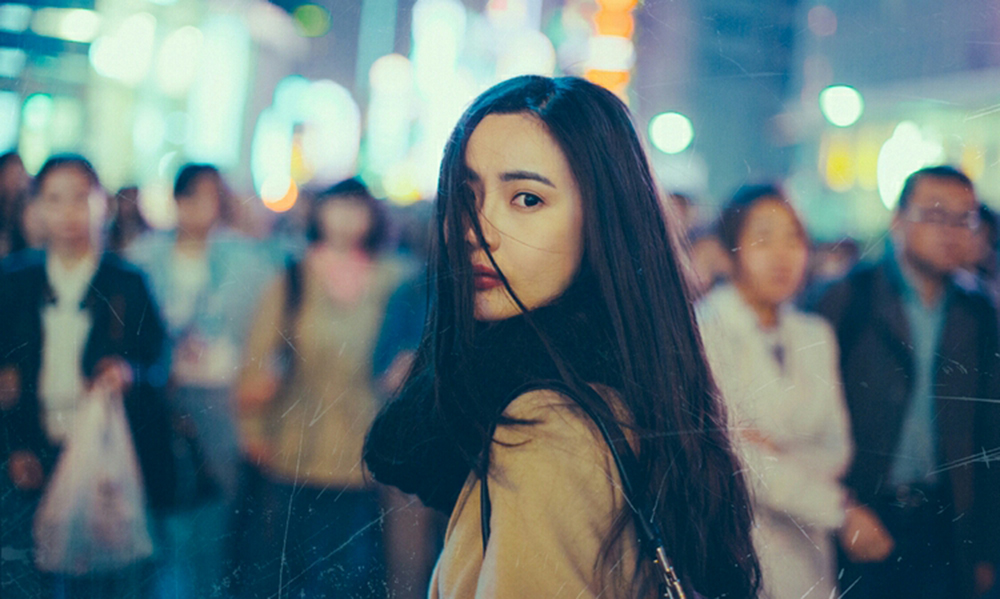 Yêu một cô gái đã từng tổn thương, hãy cố gắng kiên nhẫn!