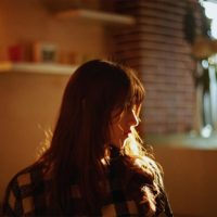 Phận làm con gái là khổ cực đủ đường