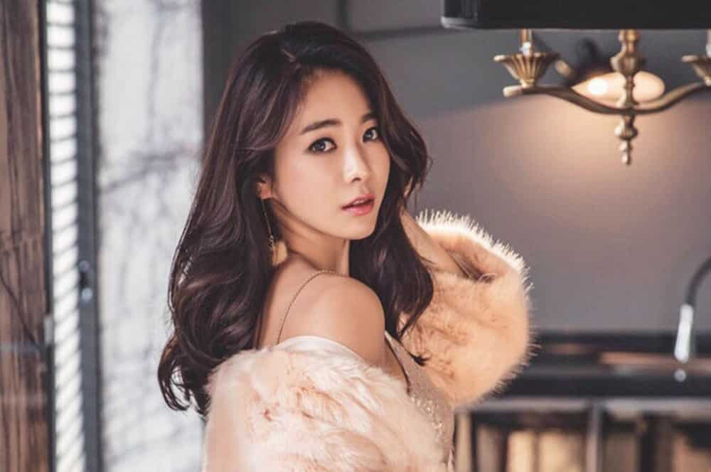 Phụ nữ càng độc lập trong tài chính thì càng trở nên quyến rũ 9 Phụ nữ càng độc lập trong tài chính thì càng trở nên quyến rũ