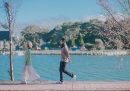Trên đời này, lí do chia tay nực cười nhất chính là khoảng cách... 1 Trên đời này, lí do chia tay nực cười nhất chính là khoảng cách...