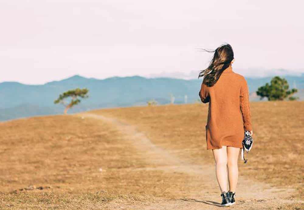 Có những người đến bên bạn mà chỉ mang thêm đau lòng... 9 Có những người đến bên bạn mà chỉ mang thêm đau lòng...