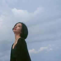 Đàn bà mạnh mẽ cần được yêu thương, đàn bà đa nghi cần được trân trọng
