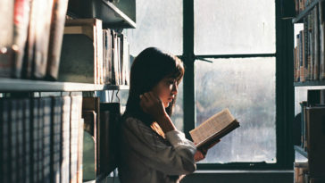 Ở tuổi 20, bạn cần dành thời gian để làm những điều sau