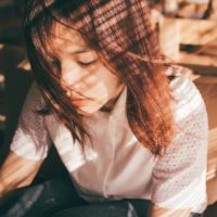 Sẽ đến lúc phải chấp nhận, có những người chỉ có thể giữ trong tim