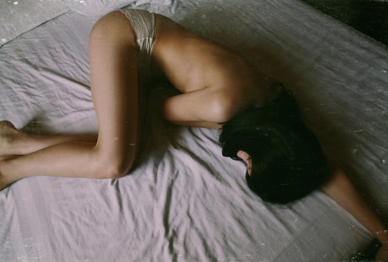 Hãy lấy người đã từng làm con khóc 13 Hãy lấy người đã từng làm con khóc