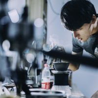 Khi yêu một chàng trai bằng tuổi 21 Khi yêu một chàng trai bằng tuổi